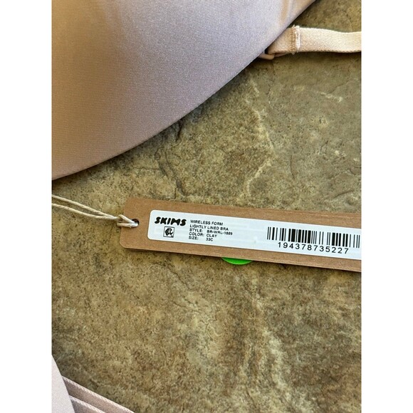 Skims Wireless Form Lightly Lined Bra Size 32C Clay - Picture 7 of 7